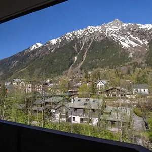 https://apartment-grepon-3a.hotels-rhonealpes.com