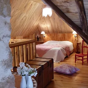 https://la-biroussanne.midi-pyreneeshotels.com